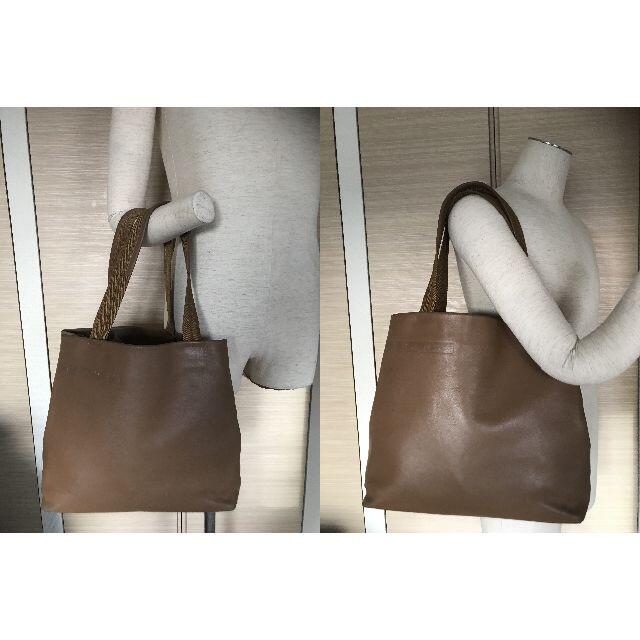 PRADA(プラダ)のリクエスト★良好品★プラダ★ALLレザー★大★稀少型押しロゴトートバッグポーチ付 レディースのバッグ(トートバッグ)の商品写真