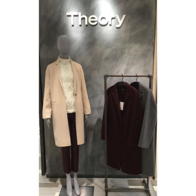 theory(セオリー)のTheory 17AW チェスターコート ピンクベージュ レディースのジャケット/アウター(チェスターコート)の商品写真