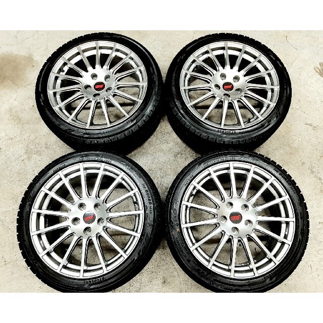グリーン・ホワイト系 完成品♪ STI ホイールタイヤセット