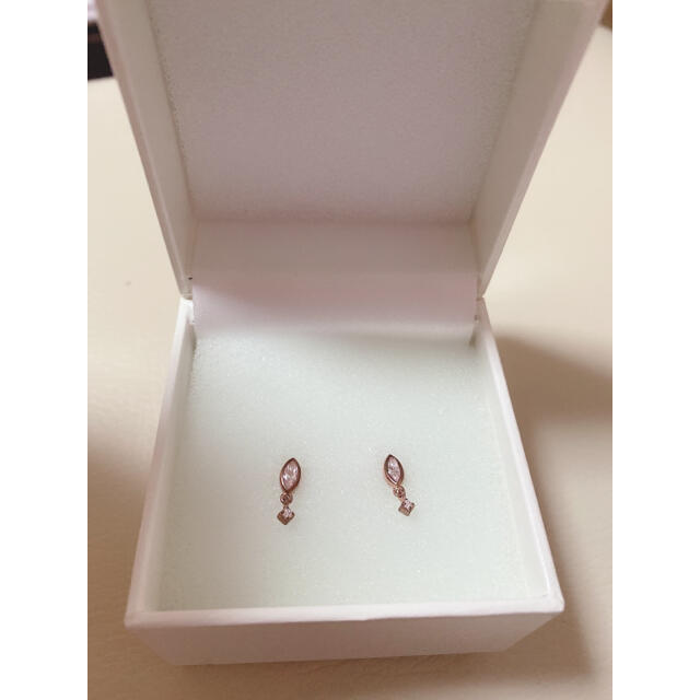 ete ビジューピアス - ピアス