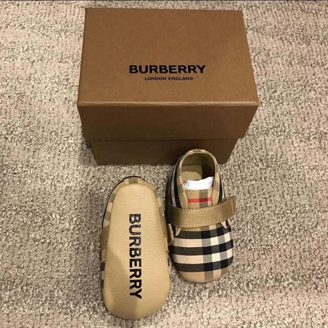 Burberry バーバリー シューズ 現行モデル Burberry バーバリー シューズ 現行モデル
