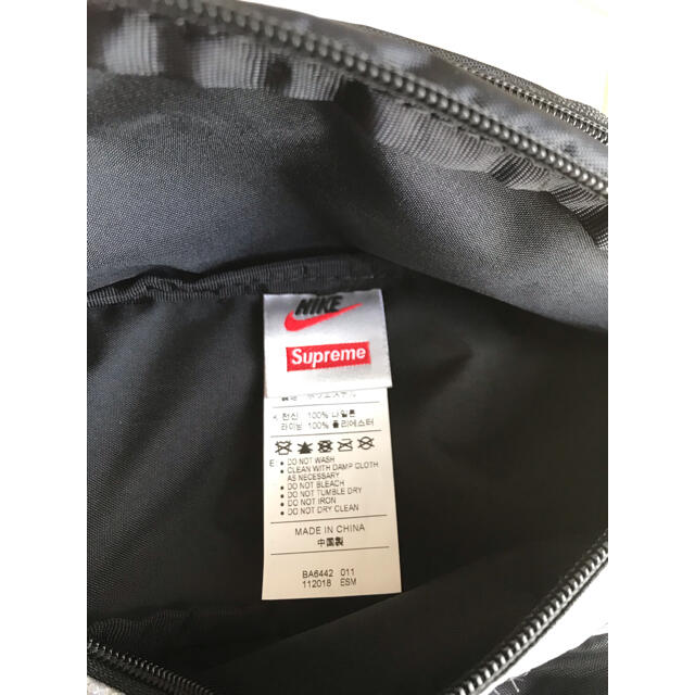 supreme NIKE ショルダーバッグ 19ss 1