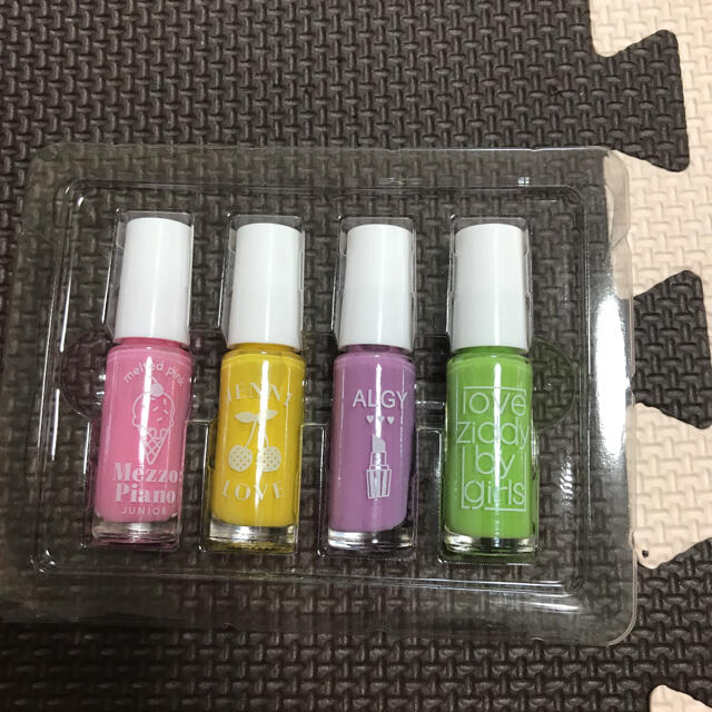 早い者勝ち ニコプチ付録 4ブランドネイルセットの通販 by ムク9517's
