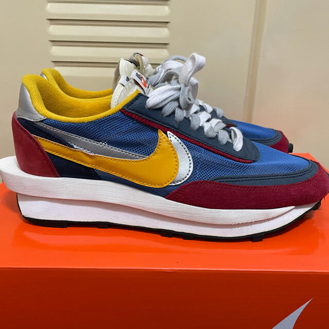 NIKE(ナイキ)のsacai × NIKE LDV WAFFLE RED/BLUE メンズの靴/シューズ(スニーカー)の商品写真