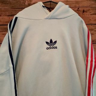 アディダス(adidas)のadidasビックシルエットプルオーバーパーカーsize 2XO(パーカー)