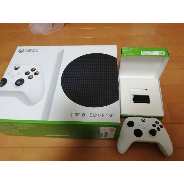 Xbox Series S 本体　プレイ＆チャージ付