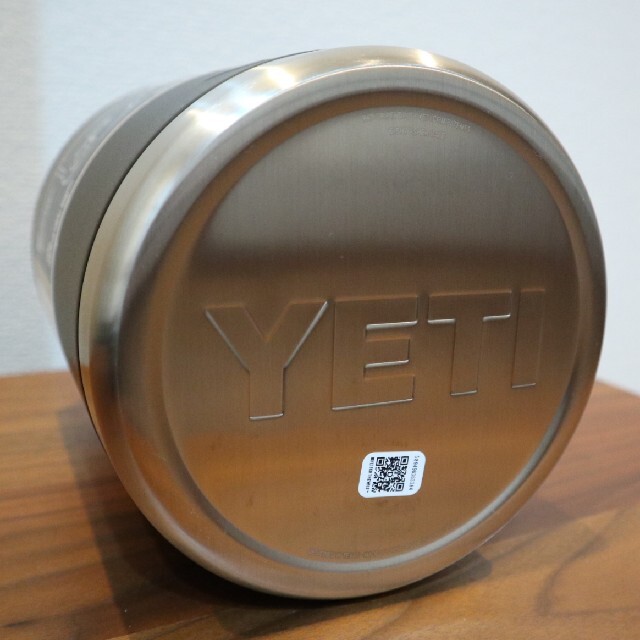 YETI 1/2 GALLON JUG  イエティ ハーフガロン ジャグ スポーツ/アウトドアのアウトドア(食器)の商品写真