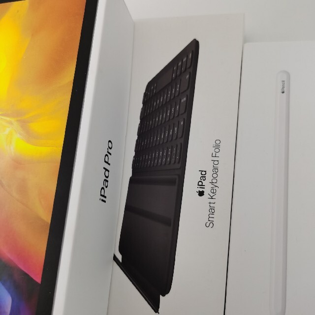激安セール】 美品 iPad Pro 11インチ 第2世代セルラー 純正ペン