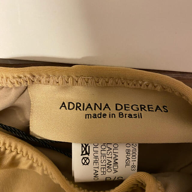 新品未使用！Adriana Degreas  水着 海外ブランドサイズP レディースの水着/浴衣(水着)の商品写真