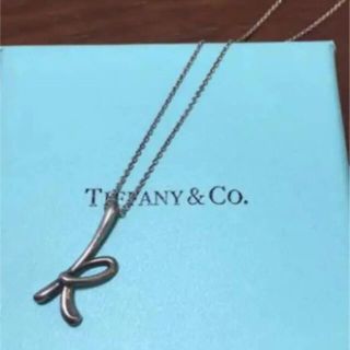 Tiffany & Co. - Tiffany & Co 無地 ネックレス イニシャル kの通販 by