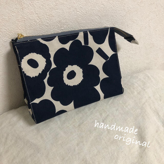 Marimekko マリメッコ生地 ハンドメイドポーチの通販 By Pattunbakabon S Shop マリメッコならラクマ