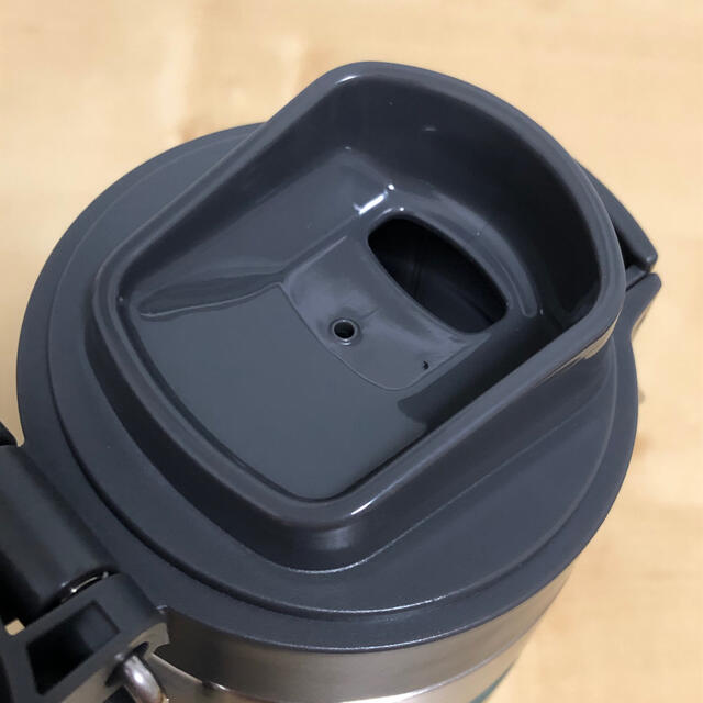 Stanley(スタンレー)のスタンレー　STANLEY タンブラー　473ml 黒　カーキ スポーツ/アウトドアのアウトドア(食器)の商品写真