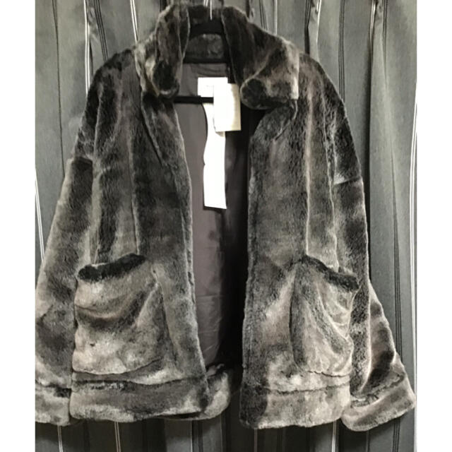 Balenciaga(バレンシアガ)のdoublet hand paint Fur jacket  メンズのジャケット/アウター(その他)の商品写真