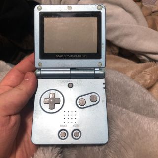 ゲームボーイアドバンス　SP(携帯用ゲーム機本体)