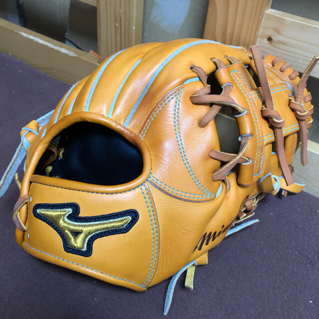 MIZUNO(ミズノ)のミズノプロ　硬式グローブ　内野手用 スポーツ/アウトドアの野球(グローブ)の商品写真