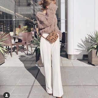 マウジー(moussy)のmoussy 新品未使用　HW SLIM FLARE パンツ　ハイウエスト(カジュアルパンツ)