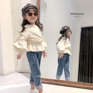 ★新品★袖ボリュームペプラムトップス　女の子　春(ブラウス)