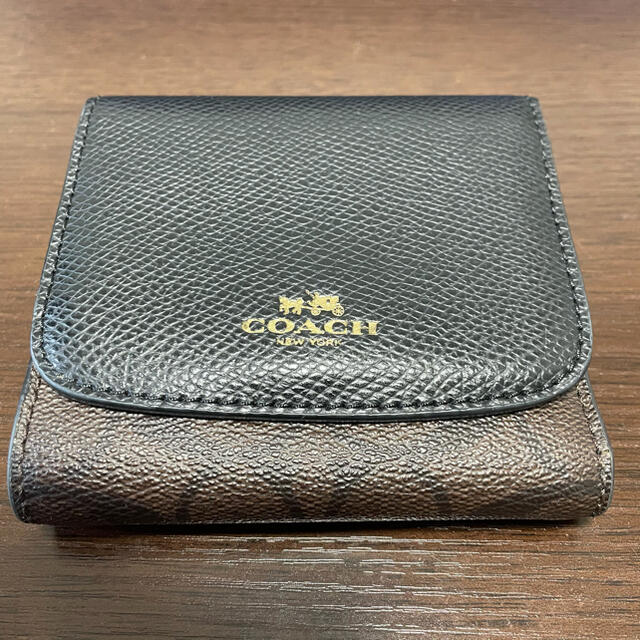 COACH(コーチ)のCOACH 財布　黒　茶色 レディースのファッション小物(財布)の商品写真