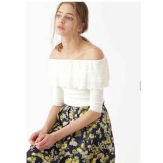 ジルスチュアート(JILLSTUART)のフィービーフリル襟ニット(ニット/セーター)