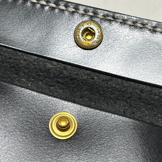 アウトレット牛革　手縫いのシンプルコインケース　ブラック ハンドメイドのファッション小物(その他)の商品写真