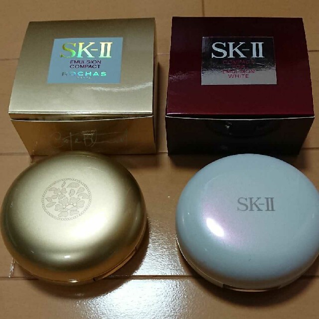 SK-II(エスケーツー)のSK-II エスケーツー ケースのみ ホワイト&ゴールド 新品未使用 コスメ/美容のベースメイク/化粧品(ファンデーション)の商品写真