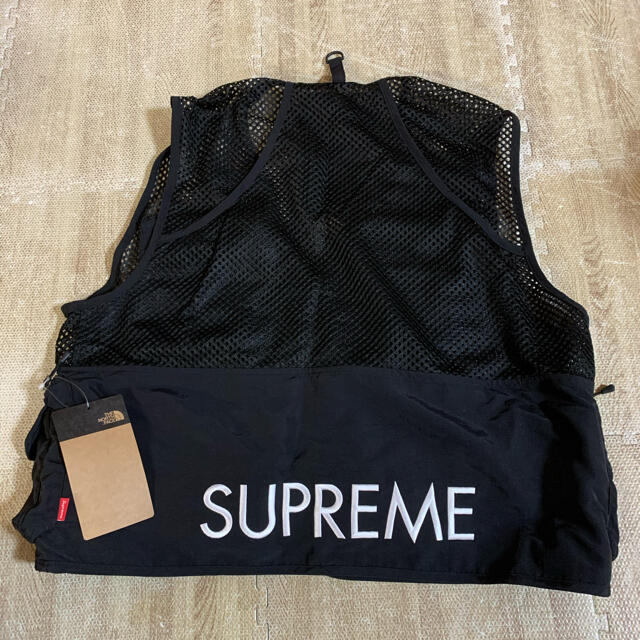 Supreme(シュプリーム)のSupreme THE NORTH FACE 20ss Cargo Vest メンズのトップス(ベスト)の商品写真