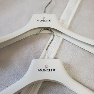 モンクレール(MONCLER)の☆MONCLER　ハンガー2本&衣装カバー1枚(その他)