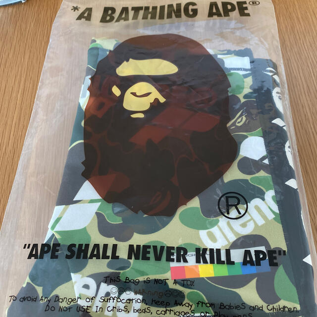 A BATHING APE(アベイシングエイプ)のBAPE × ARENA SHORT BOX SWIMWEAR Lサイズ メンズの水着/浴衣(水着)の商品写真