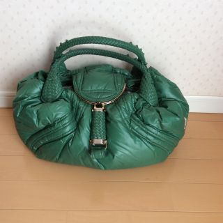 モンクレール(MONCLER)のMONCLER FENDI コラボスパイバッグSPY BAG(ハンドバッグ)