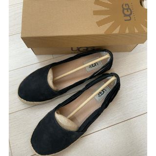 アグ(UGG)のUGG  W CICILY ブラック　フラットシューズ(バレエシューズ)