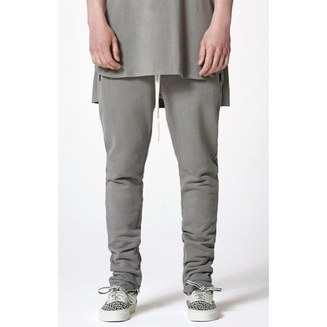 FEAR OF GOD(フィアオブゴッド)のFOG Essentials drawstring sweat pants メンズのパンツ(その他)の商品写真