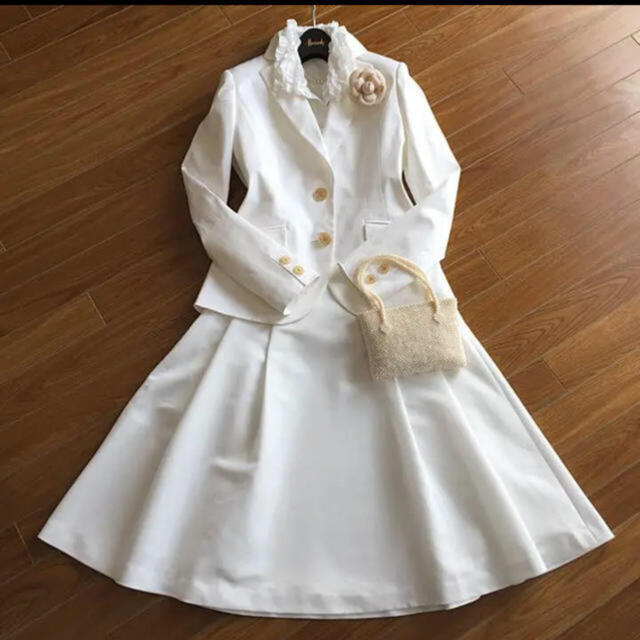 Harrods - ハロッズ 白 スーツの通販 by ラグ's shop|ハロッズ Harrods - ハロッズ 白 スーツの通販 by ラグ's shop|ハロッズ