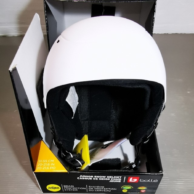 bolle(ボレー)の新品boLLeジュニア.青年用 スノボー、スキーヘルメット スポーツ/アウトドアのスノーボード(ウエア/装備)の商品写真