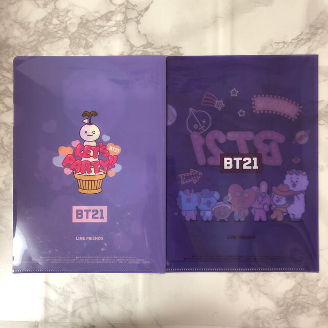 防弾少年団(BTS)(ボウダンショウネンダン)のBT21 クリアファイル エンタメ/ホビーのCD(K-POP/アジア)の商品写真