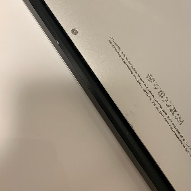MacBook Air 11inch Mid 2013【VGAアダプタ付】