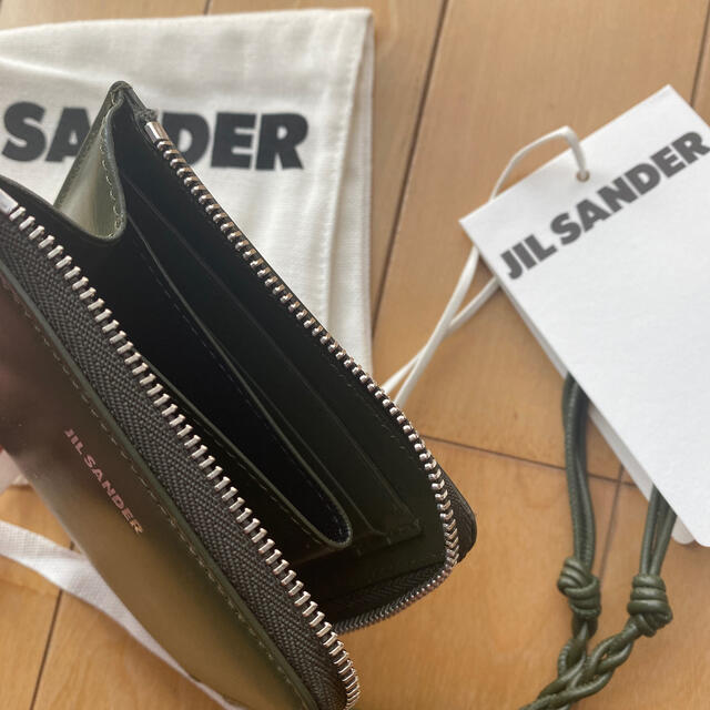 Jil Sander(ジルサンダー)の専用　sanae様　ジルサンダー　jilsander カーキ　財布　ストラップ レディースのファッション小物(財布)の商品写真