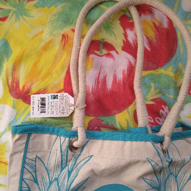 ホールフーズ　エコバッグ レディースのバッグ(エコバッグ)の商品写真