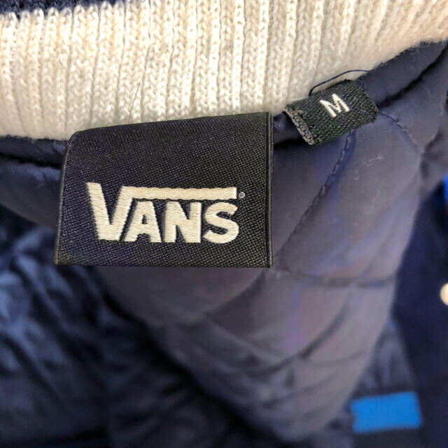 VANS(ヴァンズ)のバンズ　スタジャン メンズのジャケット/アウター(スタジャン)の商品写真