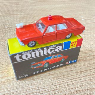 タカラトミー(Takara Tomy)のトミカ 黒箱 27 クラウン ファイアチーフカー(ミニカー)