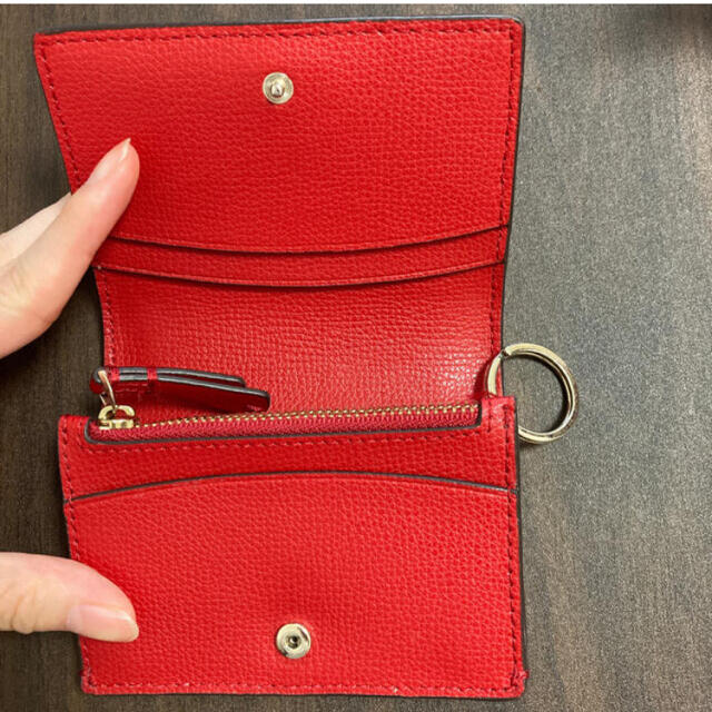 kate spade new york(ケイトスペードニューヨーク)の【正規品・箱付き】ケイトスペード　パスケース 定期入れ レディースのファッション小物(パスケース/IDカードホルダー)の商品写真