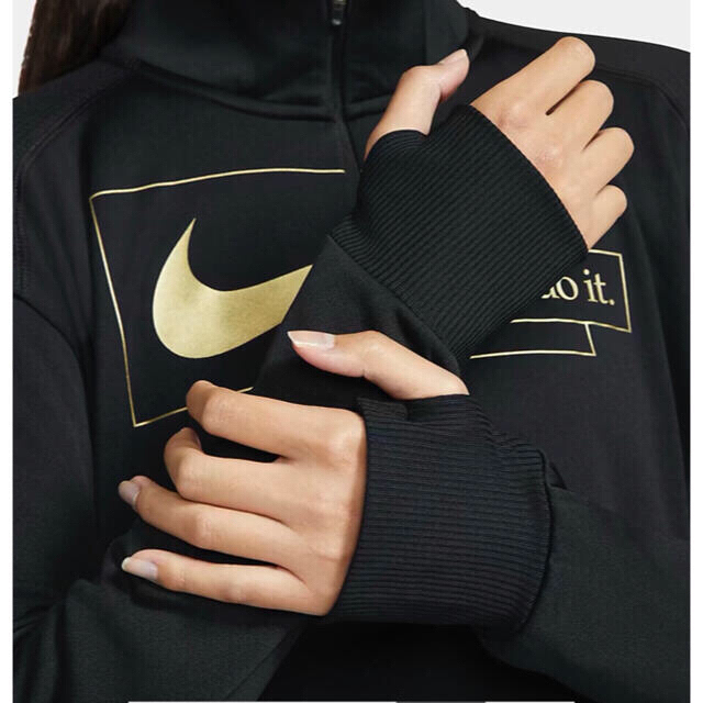 NIKE(ナイキ)のお値下げ中❣️ 新品✨　ナイキ　レディース   ランニングウェア レディースのトップス(その他)の商品写真