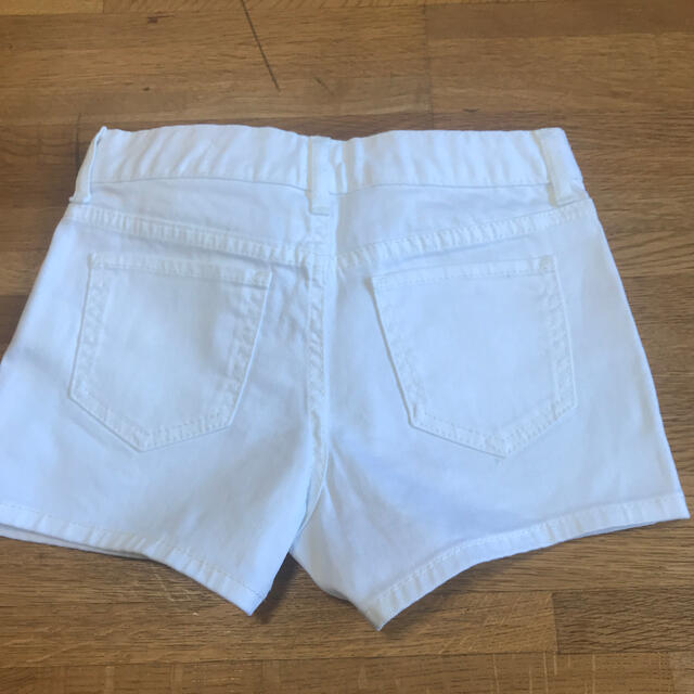 GAP(ギャップ)のGAP デニム　ショート丈　１４０センチ キッズ/ベビー/マタニティのキッズ服女の子用(90cm~)(パンツ/スパッツ)の商品写真