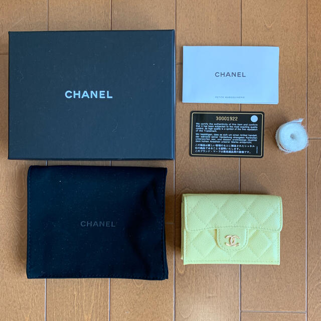 CHANEL(シャネル)のシャネル スモールフラップウォレット 三つ折り レディースのファッション小物(財布)の商品写真