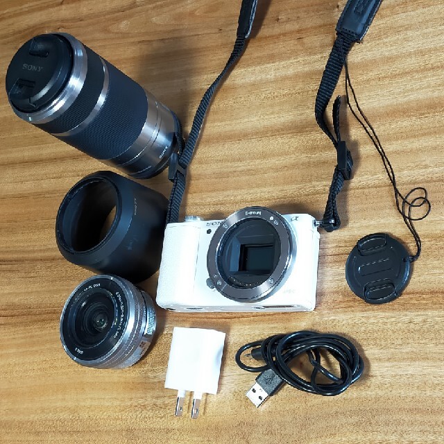 【hiroさん専用】SONY α5100 デジタル一眼カメラ ダブルズームキット ミラーレス一眼
