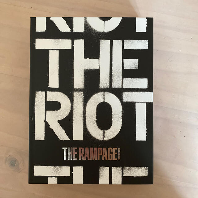 THE RAMPAGE 2nd アルバム　"THE RIOT”
