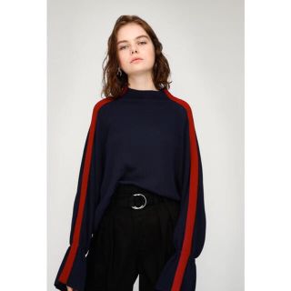 マウジー(moussy)のmoussy  トップス　美品(カットソー(長袖/七分))