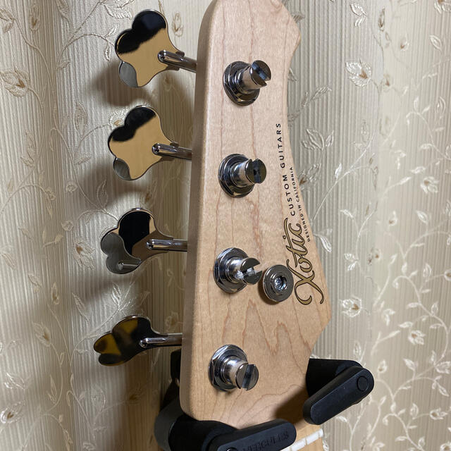 Fender(フェンダー)のxotic XJ-1T yellow blonde 楽器のベース(エレキベース)の商品写真