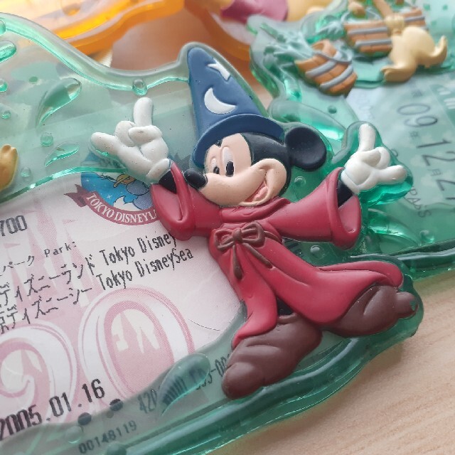 Disney(ディズニー)の【パスケース】ディズニーパスケース計6点 エンタメ/ホビーのおもちゃ/ぬいぐるみ(キャラクターグッズ)の商品写真