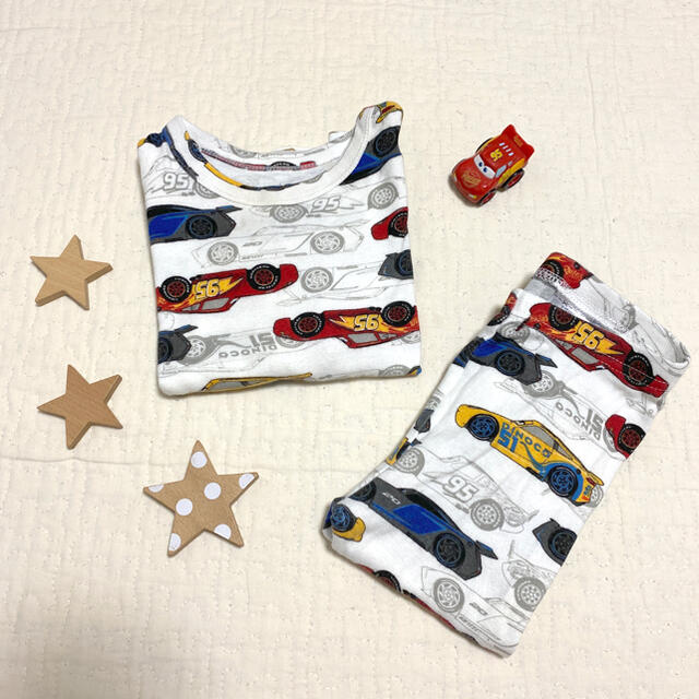 babyGAP babyGap カーズ 総柄 パジャマ 100の通販 by naco's shop ｜ベビーギャップならラクマ