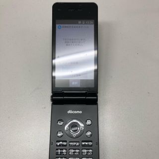 パナソニック(Panasonic)のdocomo p01j ブラック　ガラケー　ガラホ(携帯電話本体)